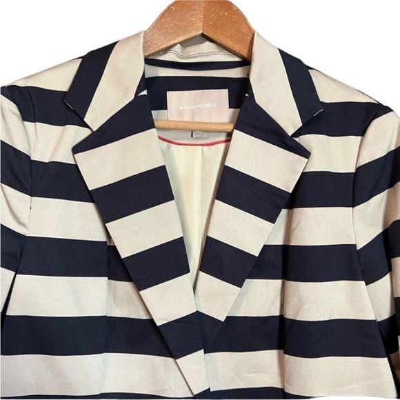 Banana republic striped blazer - Picture 8 of 14